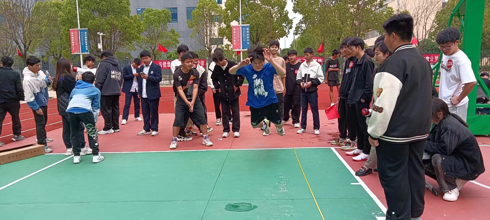 微信图片_20230425112701.jpg